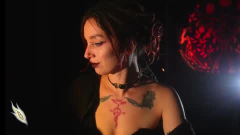 Snapshot of _alicemorrison_ chatting on 09.20.25 Alice Morrison Mistress Datura online show from 09.20.25