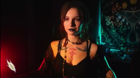 Snapshot of _alicemorrison_ chatting on 11.13.25 Alice Morrison Mistress Datura online show from 11.13.25