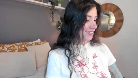 Snapshot of _aliice_1 chatting on 02.25.25 Alice online show from 02.25.25