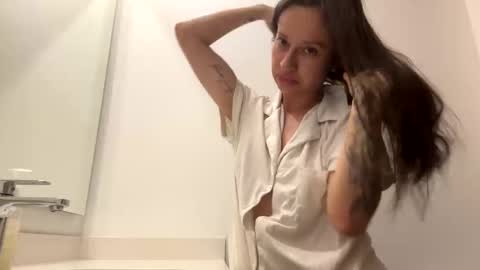 _alyson online show from 06.04.26