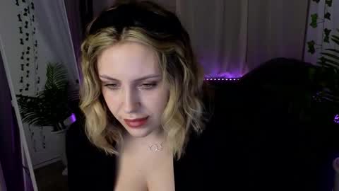 Snapshot of _amymoore_ chatting on 02.15.26 _amymoore_ online show from 02.15.26