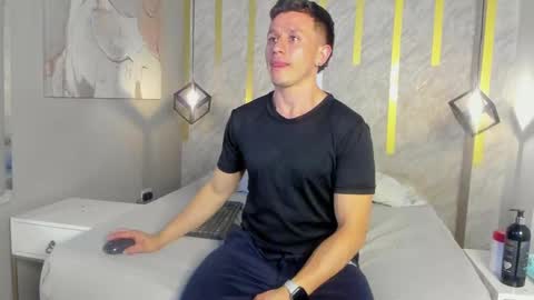 Andrew online show from 12.26.24