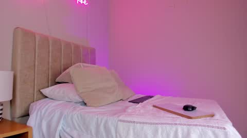 ngela  online show from 01.29.25