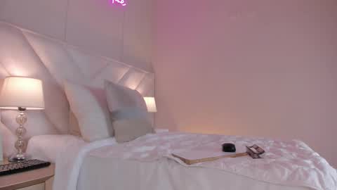 Snapshot of _angela_x chatting on 02.28.26 ngela online show from 02.28.26