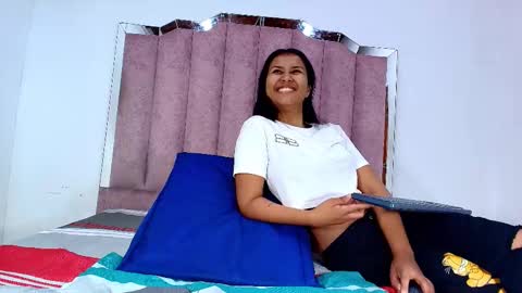 Snapshot of _aniisha_ chatting on 10.13.25 Any online show from 10.13.25