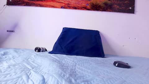 Snapshot of _aniisha_ chatting on 11.08.25 Any online show from 11.08.25