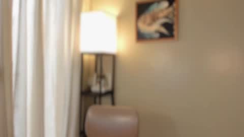 Snapshot of _ann1e_ chatting on 07.17.26 annie . online show from 07.17.26