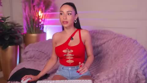 Anna online show from 07.08.26