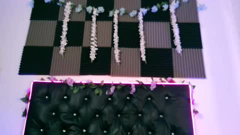 Annie Andrick online show from 03.20.26