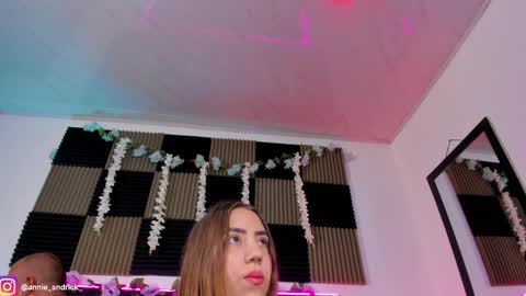 Annie Andrick online show from 06.05.26