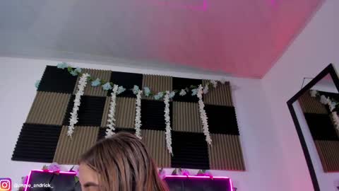Annie Andrick online show from 06.07.26