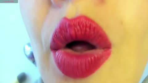 antonia online show from 05.12.26