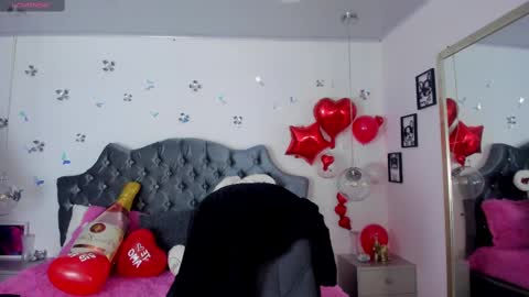 antonnela online show from 02.22.25