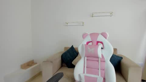    online show from 11.19.25