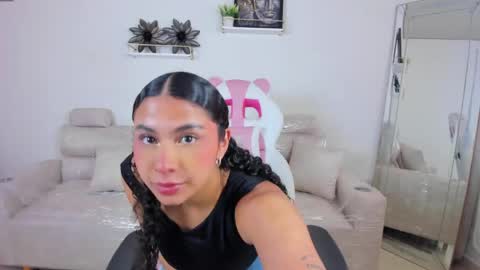 Snapshot of _april_smith_ chatting on 04.14.26 online show from 04.14.26
