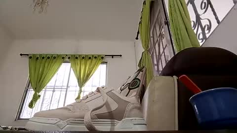 Arianna y elkingroma online show from 12.30.24