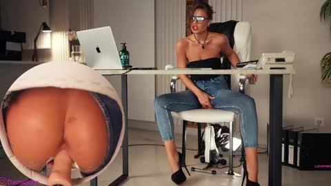 Snapshot of _artporno_ chatting on 03.02.26 _artporno_ online show from 03.02.26