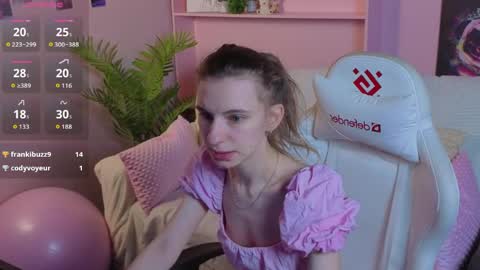 Snapshot of _ash_leyy_ chatting on 05.24.26 _ash_leyy_ online show from 05.24.26