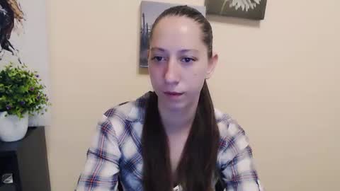 Snapshot of _astraia_ chatting on 06.10.26 _astraia_ online show from 06.10.26