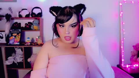 Snapshot of _atalaya_ chatting on 01.24.25 independent model atalaya online show from 01.24.25