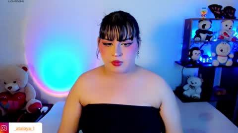 Snapshot of _atalaya_ chatting on 02.19.25 independent model atalaya online show from 02.19.25