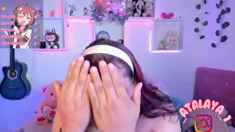 Snapshot of _atalaya_ chatting on 02.25.26 independent model atalaya online show from 02.25.26