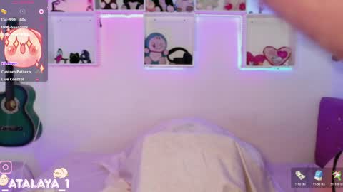 Snapshot of _atalaya_ chatting on 05.25.26 independent model atalaya online show from 05.25.26