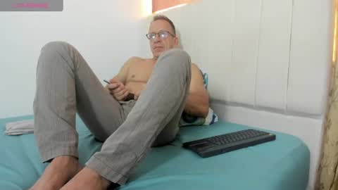 Snapshot of _axelking1_ chatting on 07.01.26 Axel online show from 07.01.26