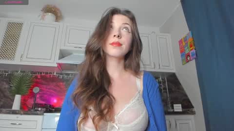 Snapshot of _axolot_ chatting on 12.20.24 Olivia online show from 12.20.24