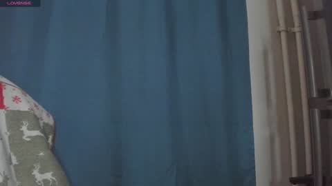 Snapshot of _axolot_ chatting on 01.07.25 Olivia online show from 01.07.25