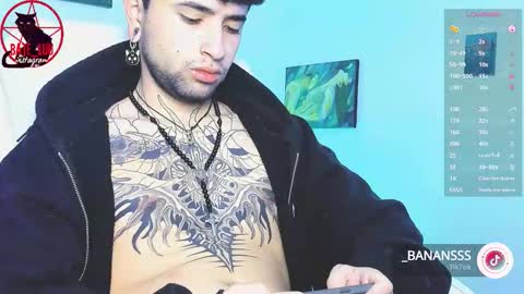 Snapshot of _baterchatur chatting on 11.28.25 Lunita online show from 11.28.25