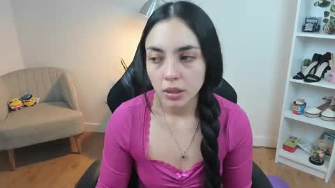 Bella Evans online show from 02.12.25