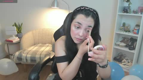 Bella Evans online show from 04.09.26
