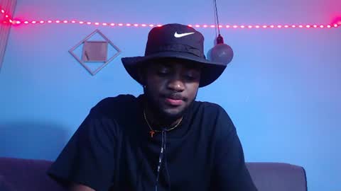 Snapshot of _black_stallion chatting on 06.12.26 Andrew online show from 06.12.26