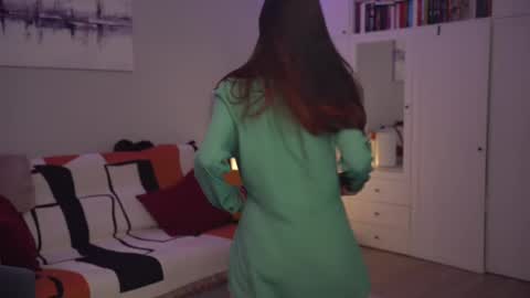 Lili online show from 02.28.25