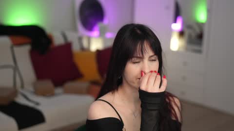 Lili online show from 10.11.25