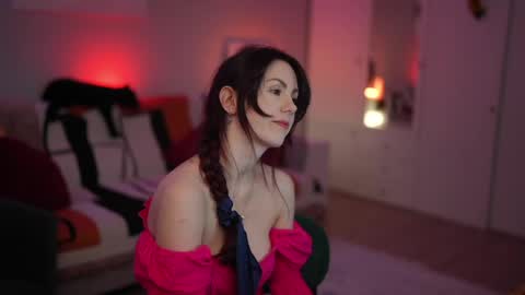 Snapshot of _blackbee_ chatting on 03.24.26 Lili online show from 03.24.26