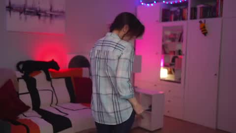 Snapshot of _blackbee_ chatting on 04.10.26 Lili online show from 04.10.26