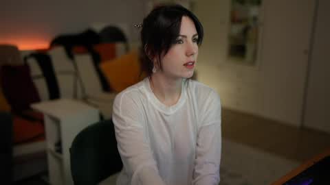 Snapshot of _blackbee_ chatting on 05.05.26 Lili online show from 05.05.26