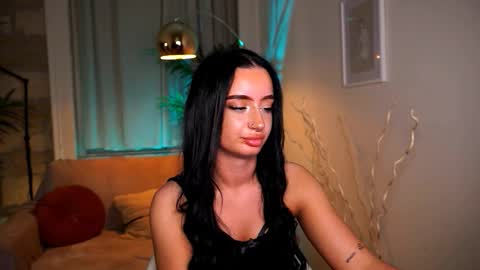 Pearl online show from 03.14.26