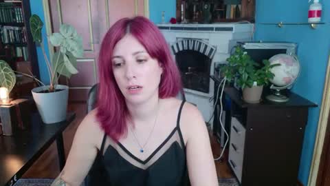 Snapshot of _blackpearl chatting on 07.13.26 Laura online show from 07.13.26