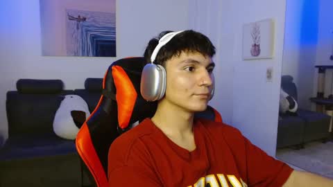 B L A K E online show from 02.04.25