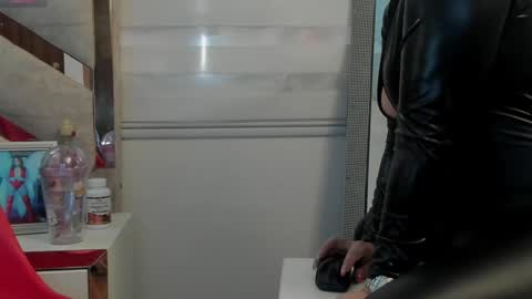 Brenda online show from 02.06.25