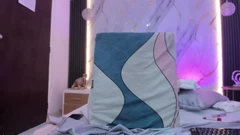 Snapshot of _cannabitch chatting on 04.30.26 Shatta Sara online show from 04.30.26