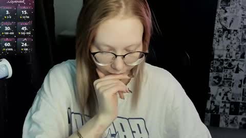 Snapshot of _caramel_milk_ chatting on 03.03.25 Merlizz online show from 03.03.25