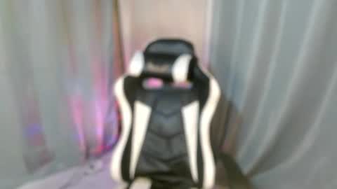 Kate flores online show from 01.08.25