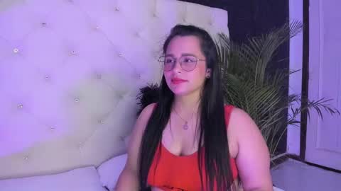 Snapshot of _carolinee_sweet chatting on 01.08.25 Caroline Sweet online show from 01.08.25