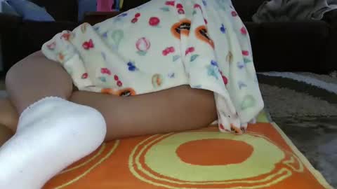 Snapshot of _cattleya1 chatting on 02.14.25 cat online show from 02.14.25