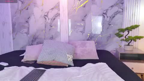 Snapshot of _charlotte_queen_ chatting on 07.01.26 _charlotte_queen_ online show from 07.01.26