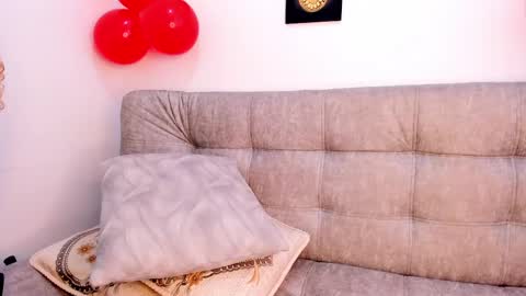 _charlottedavis online show from 03.12.25